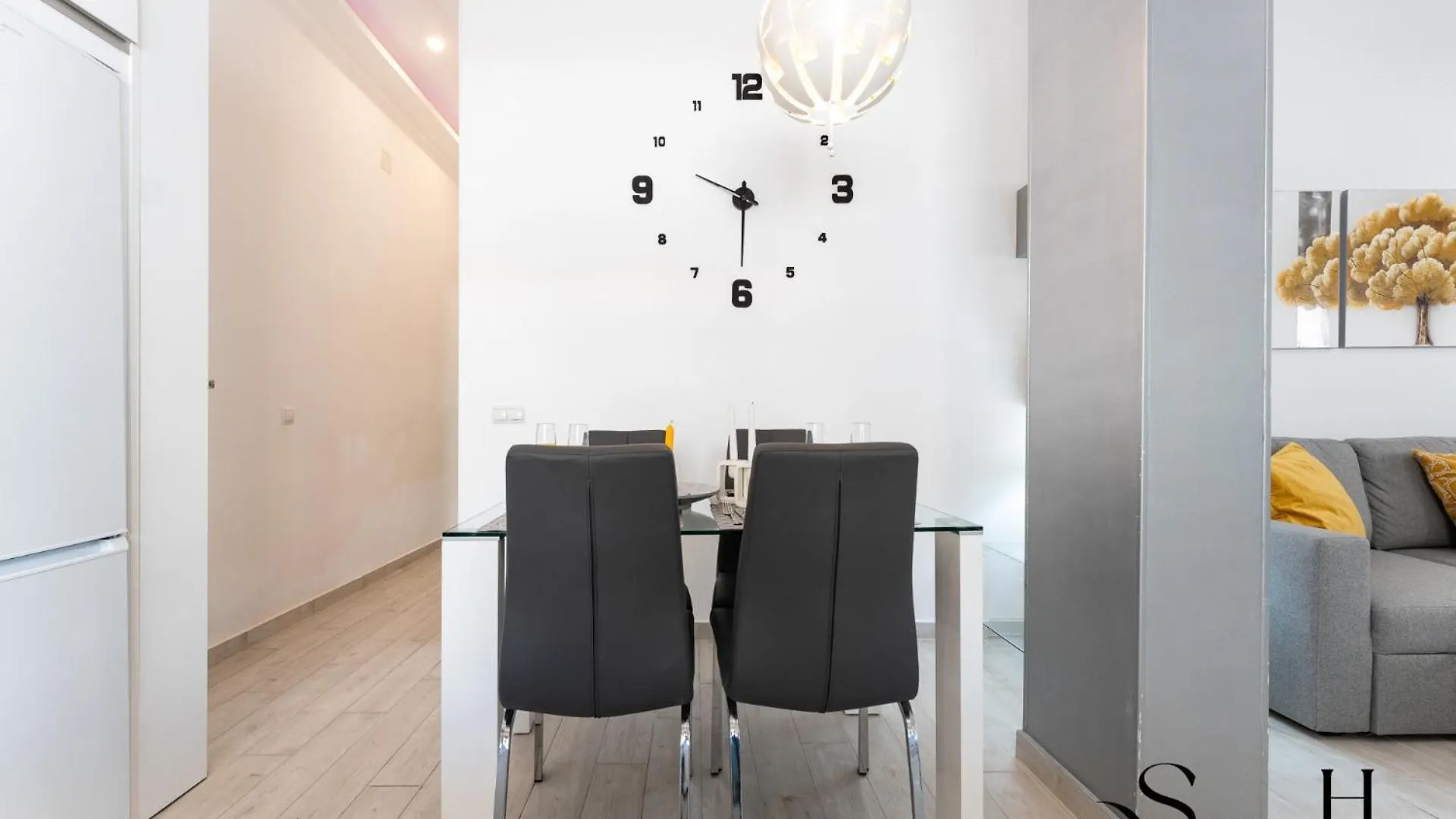דירה בנאלמדנה Top Location, 50M From The Beach And Resaurants ספרד